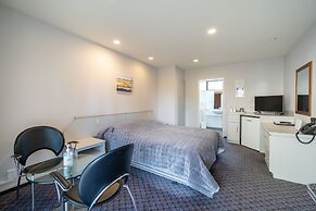 The Village Inn Hotel