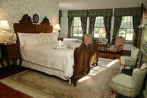 Cameron Estate Inn & Restaurant