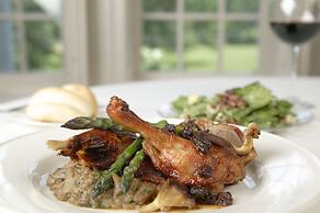 Cameron Estate Inn & Restaurant