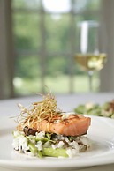 Cameron Estate Inn & Restaurant