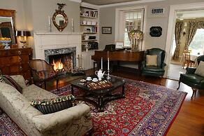 Cameron Estate Inn & Restaurant