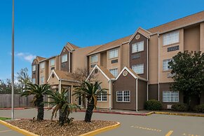 Americas Best Value Inn & Suites Lake Charles at I-210 Exit 5