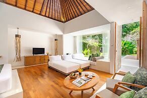 Candi Beach Resort and Spa