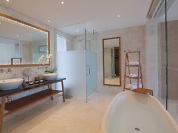 Candi Beach Resort and Spa