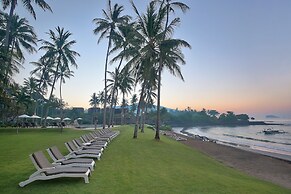 Candi Beach Resort and Spa