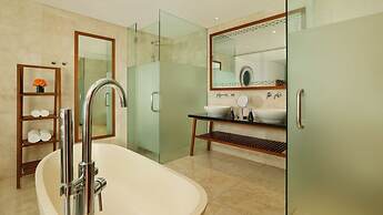 Candi Beach Resort and Spa