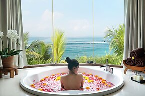 Candi Beach Resort and Spa