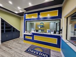 Days Inn by Wyndham Dickinson TX