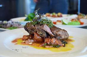 Best Western Plus Buckingham International