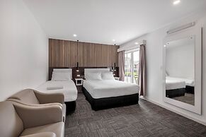 Best Western Plus Buckingham International