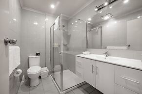 Best Western Plus Buckingham International