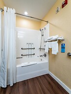 Microtel Inn & Suites by Wyndham Ocala