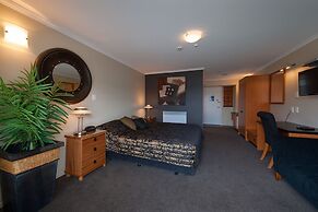 Picton Beachcomber Inn