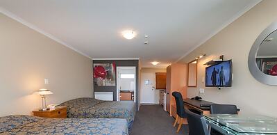 Picton Beachcomber Inn