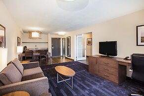 Holiday Inn & Suites Grande Prairie Conference Center by IHG