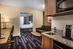 Holiday Inn & Suites Grande Prairie Conference Center by IHG