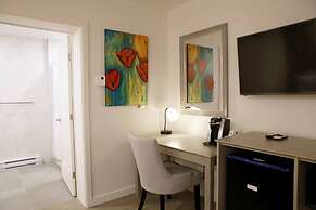 Auberge Du Grand Lac