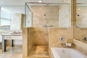 Brickell Arch, a Luxury Collection Hotel, Miami