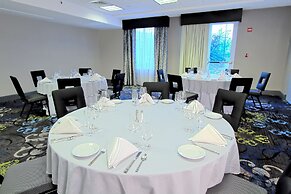 Hilton Garden Inn Westbury