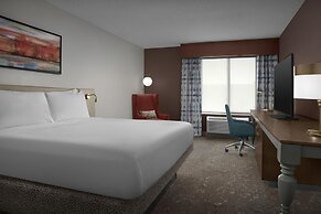 Hilton Garden Inn Westbury
