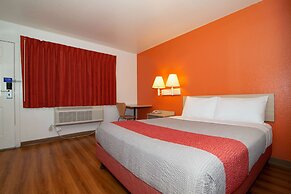 Motel 6 Palm Springs, CA - East - Palm Canyon