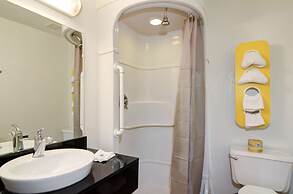 Motel 6 Palm Springs, CA - East - Palm Canyon