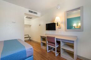 Motel 6 Grand Junction, CO