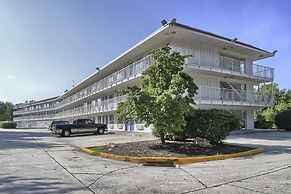 Motel 6 New Cumberland, PA - Harrisburg - Hershey South