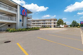 Motel 6 Rolling Meadows, IL - Chicago Northwest