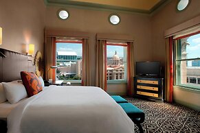 Hotel ICON Autograph Collection by Marriott