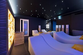 Vip's Motel Luxury Accommodation & Spa