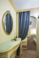 Vip's Motel Luxury Accommodation & Spa