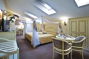 Vip's Motel Luxury Accommodation & Spa