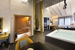 Vip's Motel Luxury Accommodation & Spa
