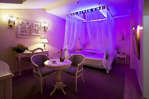 Vip's Motel Luxury Accommodation & Spa