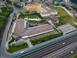 Vip's Motel Luxury Accommodation & Spa