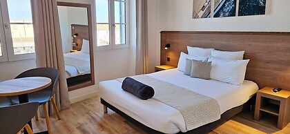 Hotel Du Port