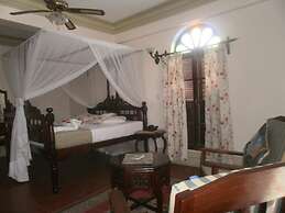 Asmini Palace Hotel