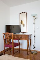 Penthouse the Best Old Town View