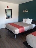 Motel 6 Cameron, MO
