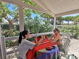 Camping Hameau Des Cannisses
