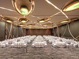 Pullman New Delhi Aerocity Hotel