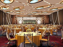 Pullman New Delhi Aerocity Hotel