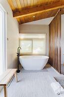 The Beach House Boutique Hotel