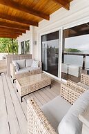 The Beach House Boutique Hotel