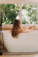 The Beach House Boutique Hotel
