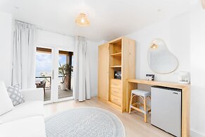 The Beach House Boutique Hotel