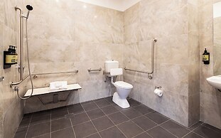 Jamala Wildlife Lodge