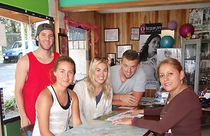 Hotel Sloth Backpackers