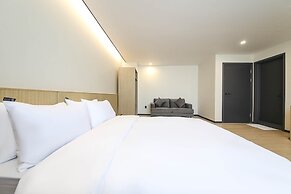 Benikea Cheonan Tourist hotel